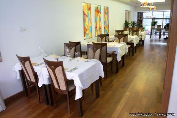 Marshal Hotel บูคาเรสต์ ร้านอาหาร รูปภาพ