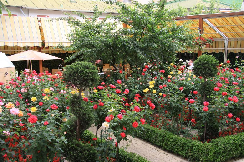Marshal Hotel บูคาเรสต์ ภายนอก รูปภาพ